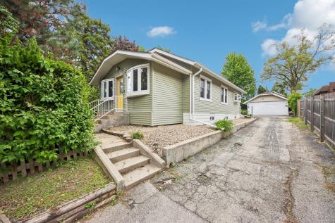 117 East 55th Street Westmont IL 60559