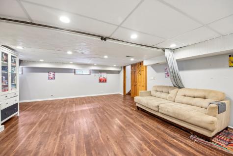 117 East 55th Street Westmont IL 60559