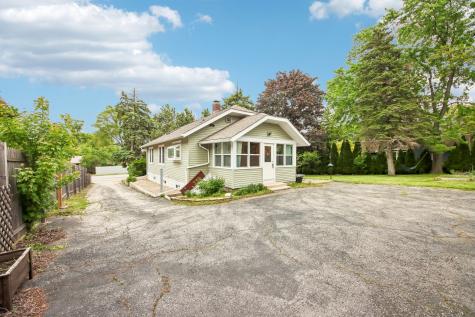 117 East 55th Street Westmont IL 60559