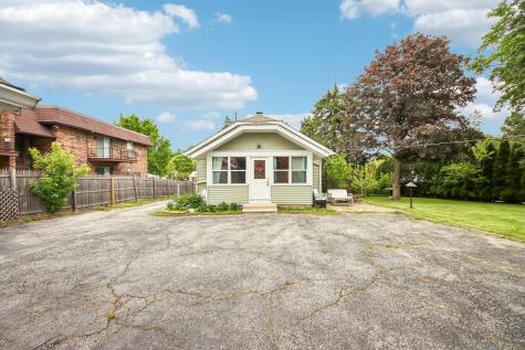 117 East 55th Street Westmont IL 60559