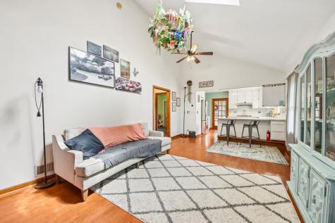 117 East 55th Street Westmont IL 60559