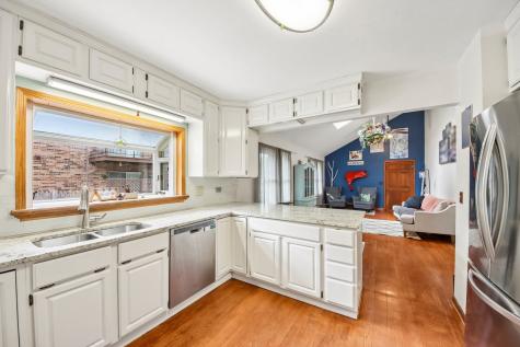 117 East 55th Street Westmont IL 60559