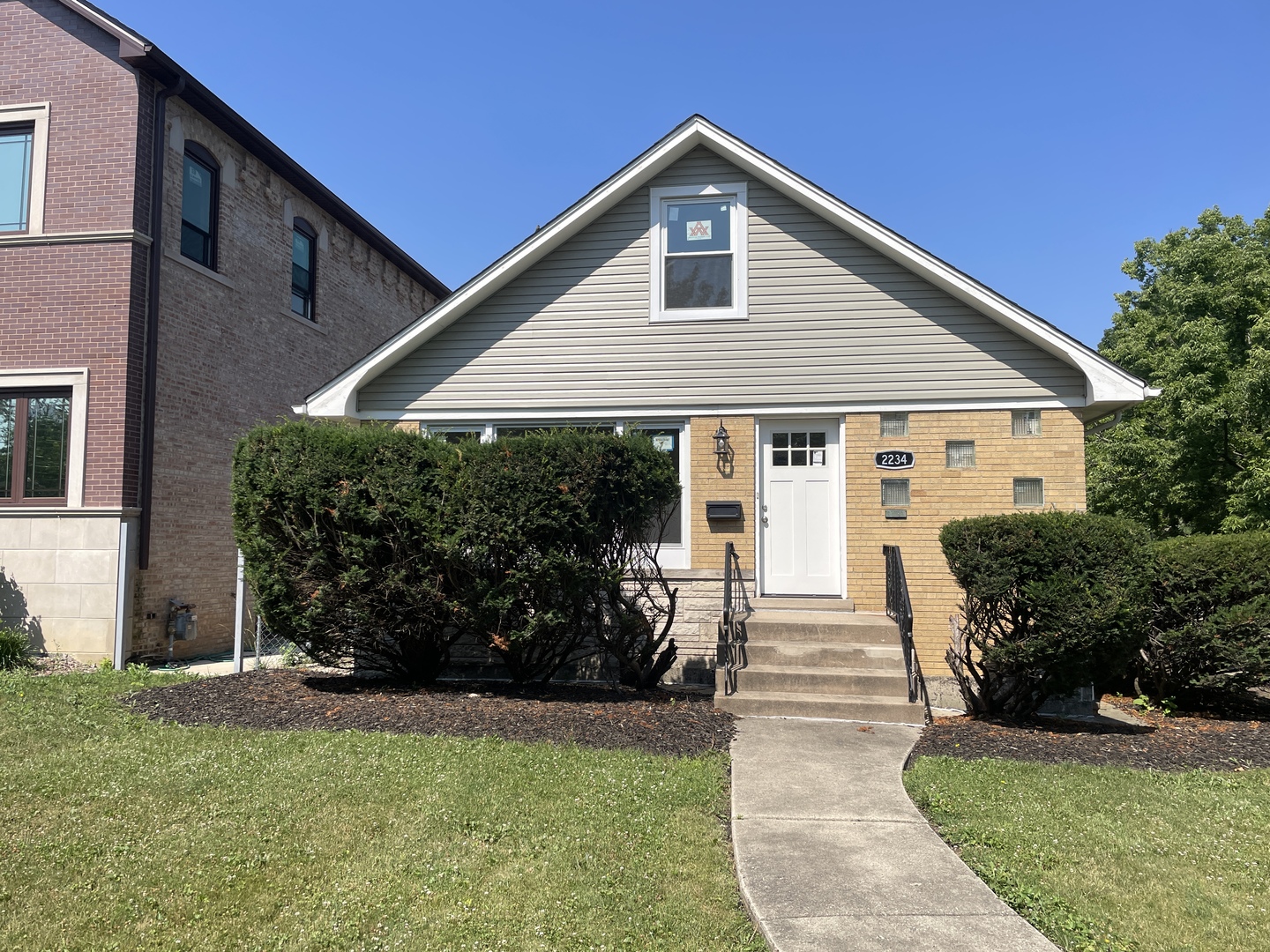 2234 North Neva Avenue Chicago IL 60707