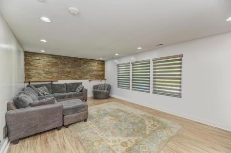 1767 Delta Drive Aurora IL 60503