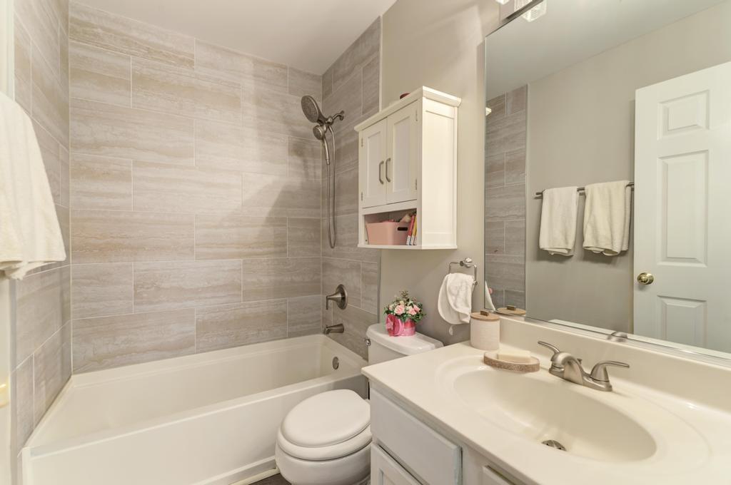 1767 Delta Drive Aurora IL 60503