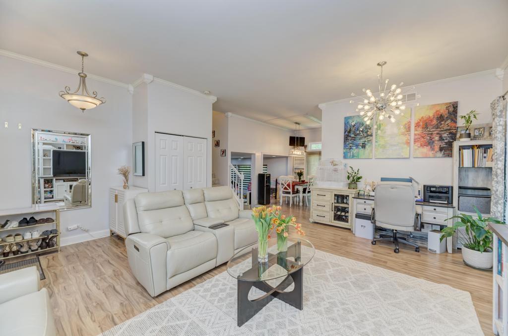 1767 Delta Drive Aurora IL 60503