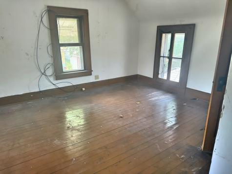 313 North 5th Street Watseka IL 60970