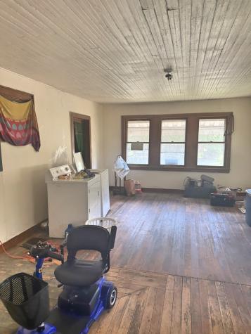 313 North 5th Street Watseka IL 60970