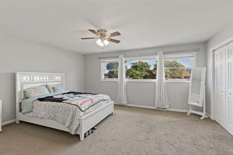 16308 University Avenue South Holland IL 60473