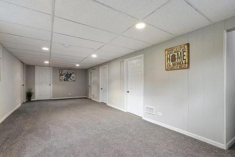 16308 University Avenue South Holland IL 60473