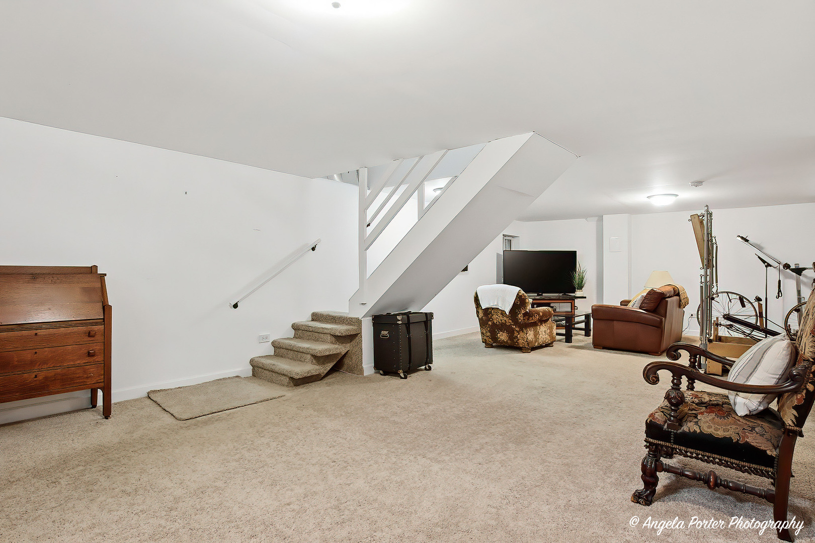 2323 Oxhill Court Schaumburg IL 60194
