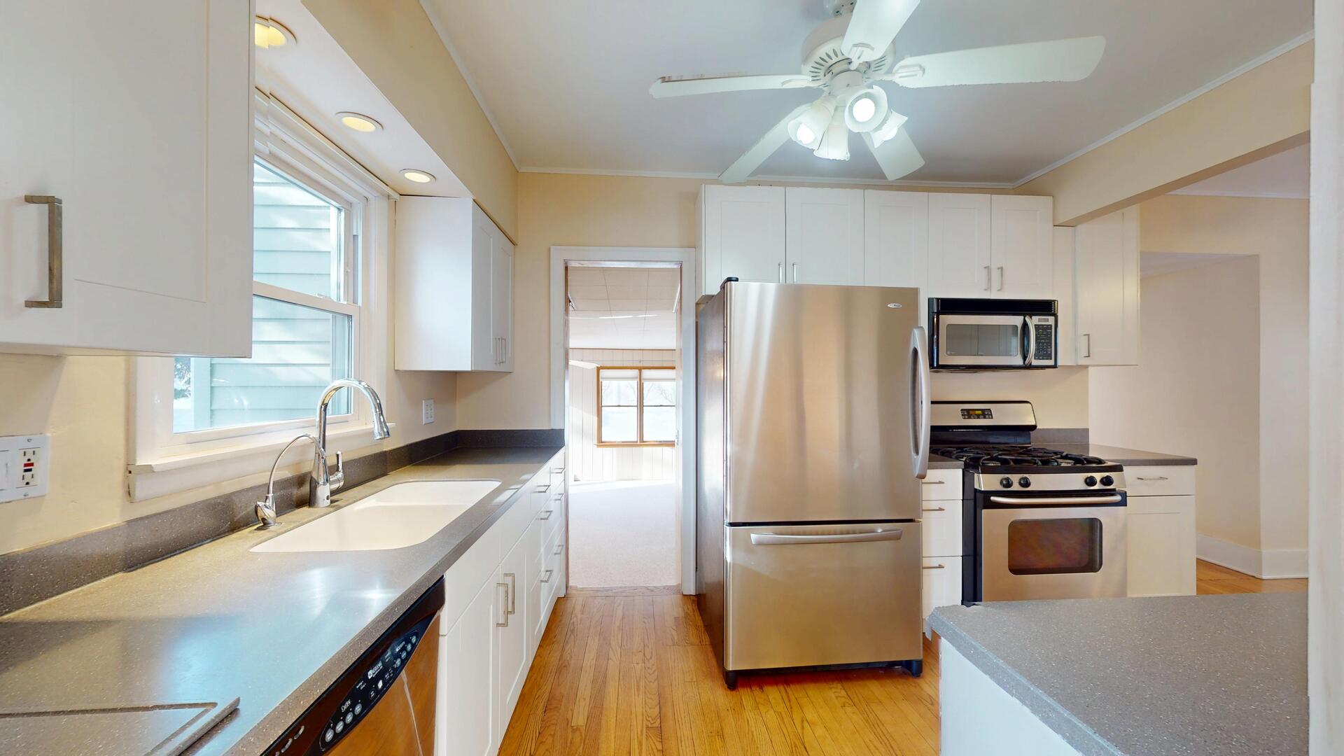 4512 Saratoga Avenue Downers Grove IL 60515