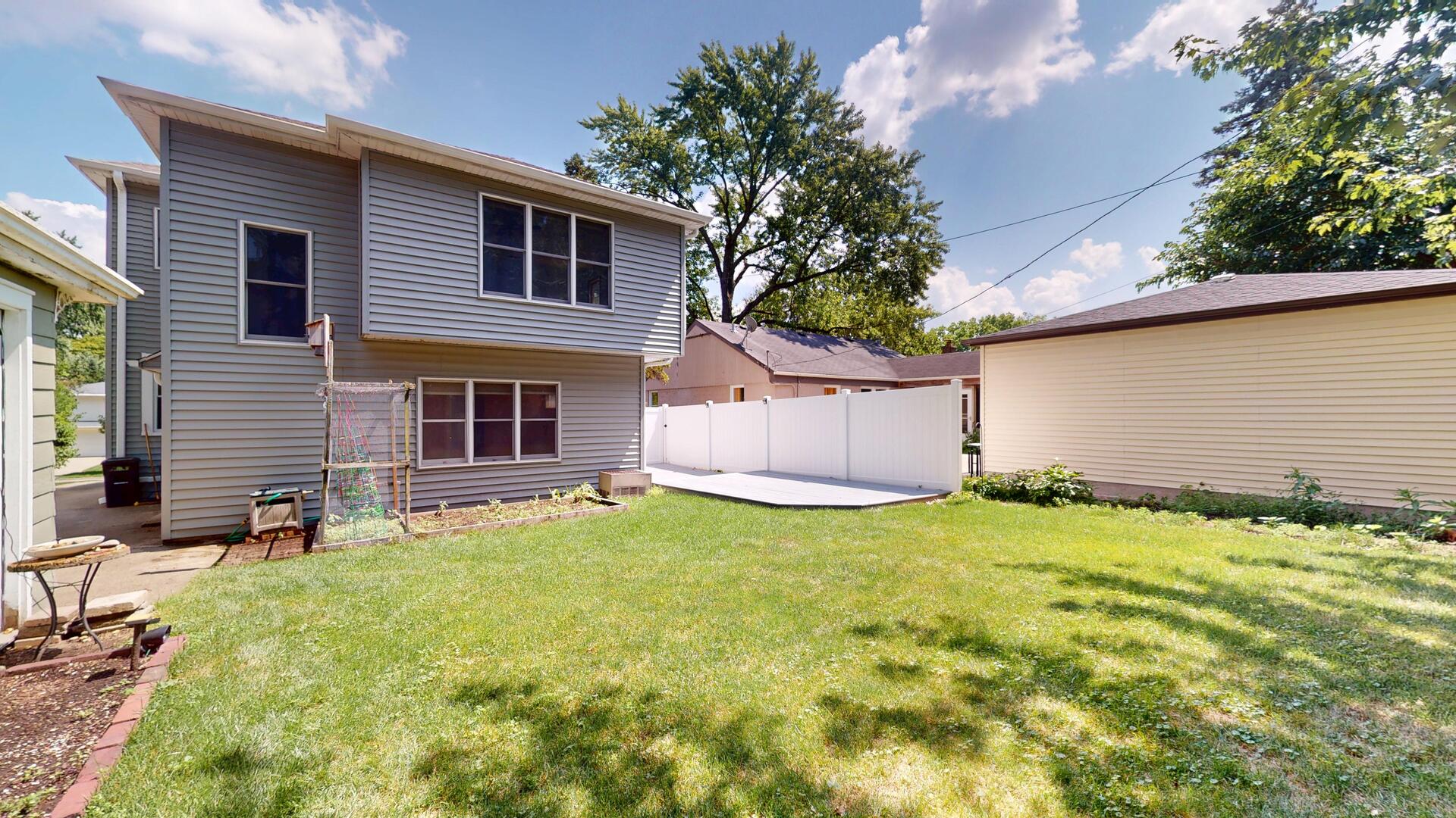 4512 Saratoga Avenue Downers Grove IL 60515