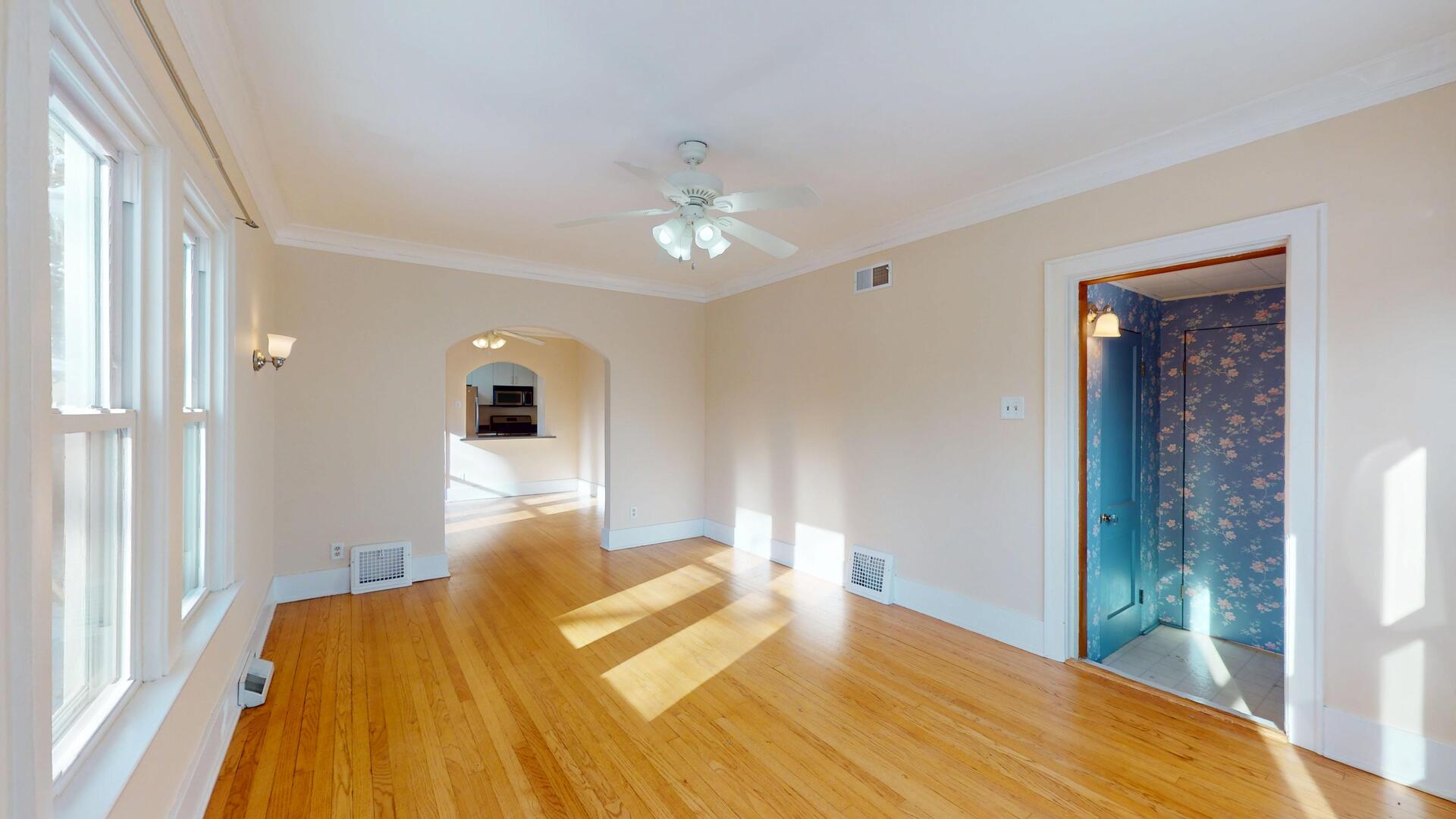 4512 Saratoga Avenue Downers Grove IL 60515