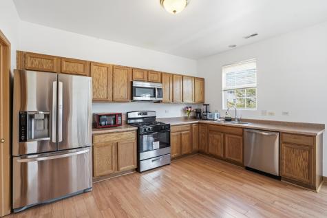 240 South Alder Creek Drive Romeoville IL 60446