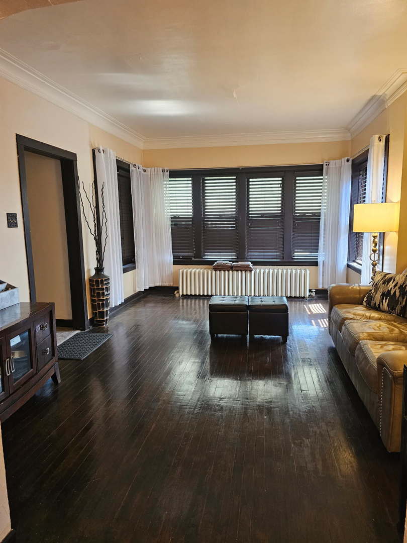 5722 South Mozart Street Chicago IL 60629