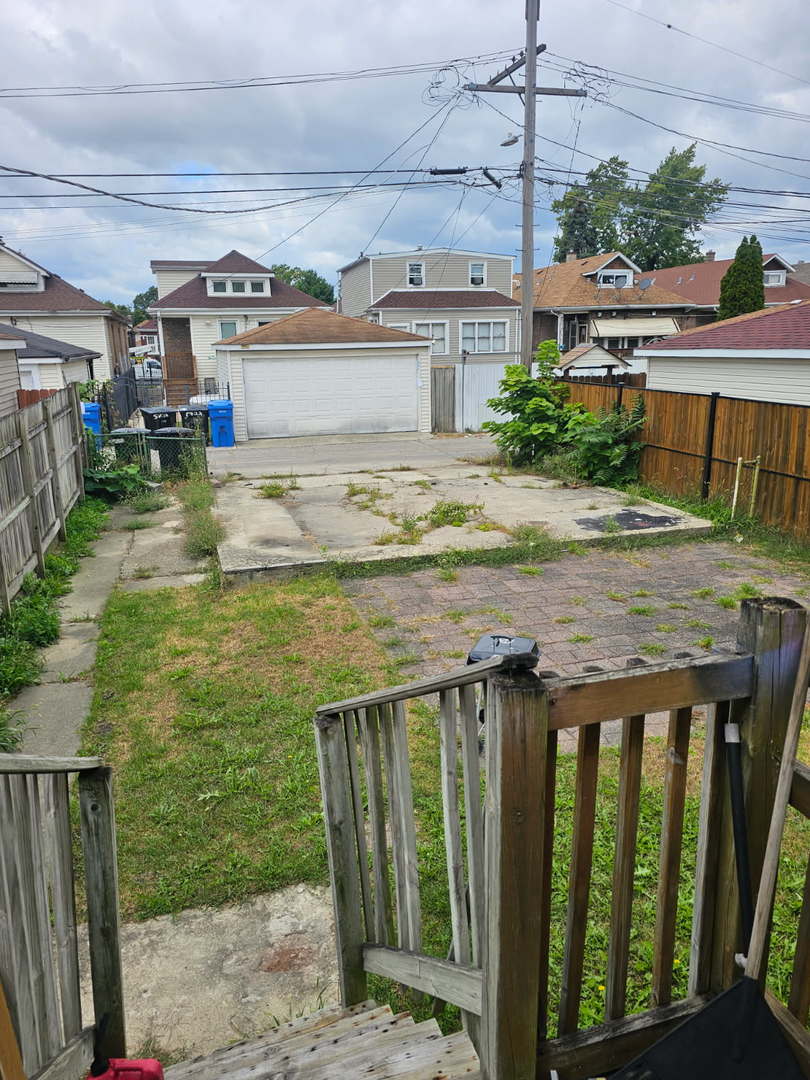 5722 South Mozart Street Chicago IL 60629