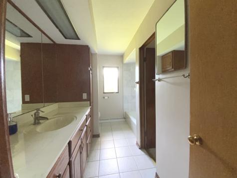 720 Mcclaran Avenue Aurora IL 60506