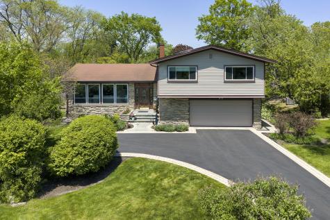 370 Charal Lane Highland Park IL 60035