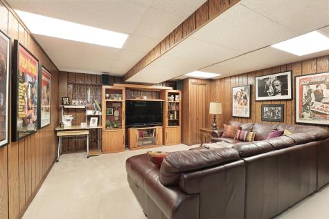 370 Charal Lane Highland Park IL 60035