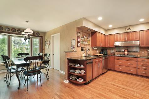 370 Charal Lane Highland Park IL 60035