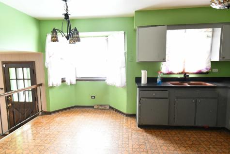 17032 Cregier Avenue South Holland IL 60473