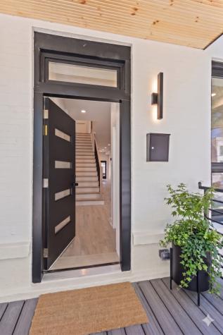 433 East 46th Place Chicago IL 60653