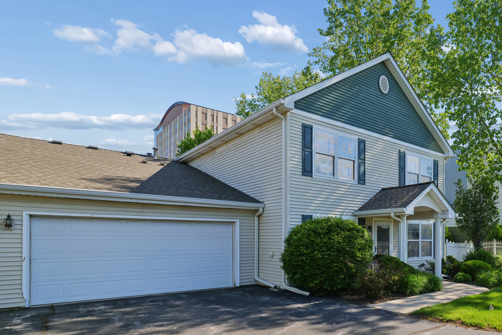 904 Garden Lane Homewood IL 60430