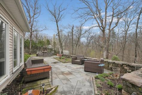 346 Crescent Drive Lake Bluff IL 60044