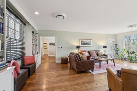 346 Crescent Drive Lake Bluff IL 60044