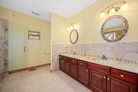 10225 South 81st Court Palos Hills IL 60465