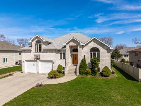 10225 South 81st Court Palos Hills IL 60465