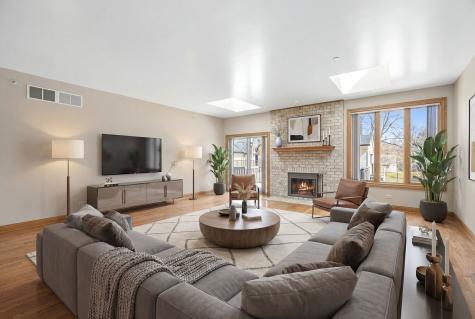 10225 South 81st Court Palos Hills IL 60465