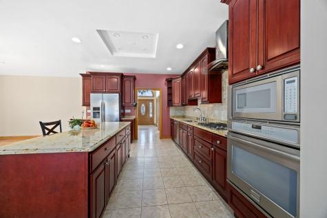 10225 South 81st Court Palos Hills IL 60465