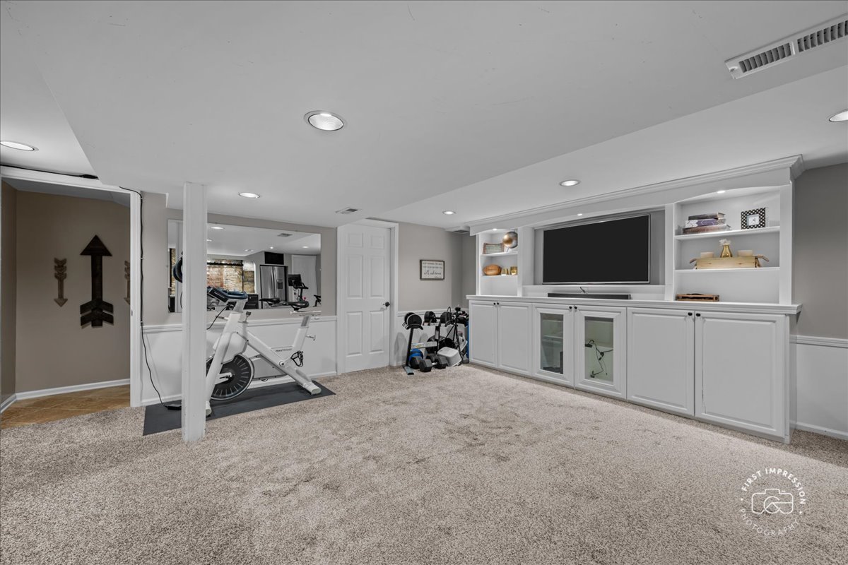1220 Heatherton Drive Naperville IL 60563