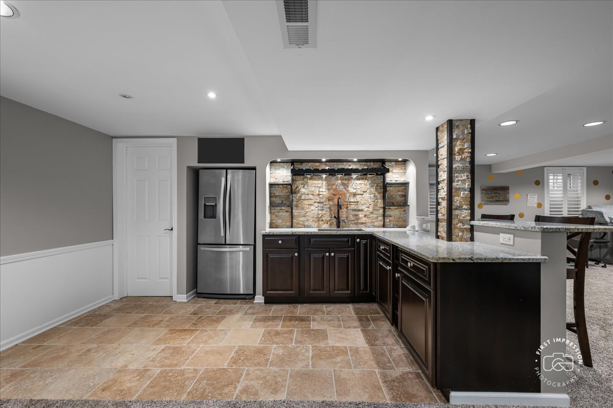 1220 Heatherton Drive Naperville IL 60563