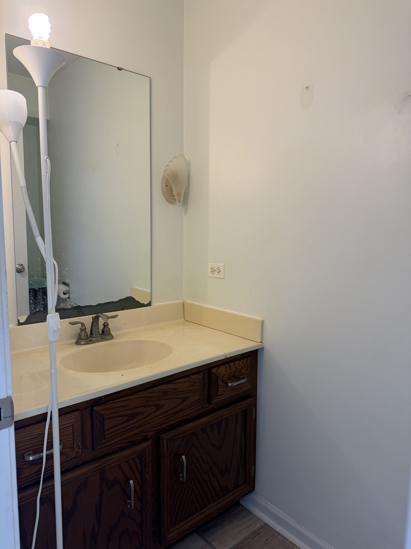 29W026 103RD Street Naperville IL 60564