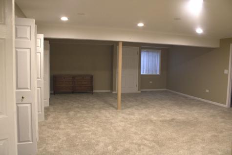 1622 Captiva Drive Aurora IL 60504