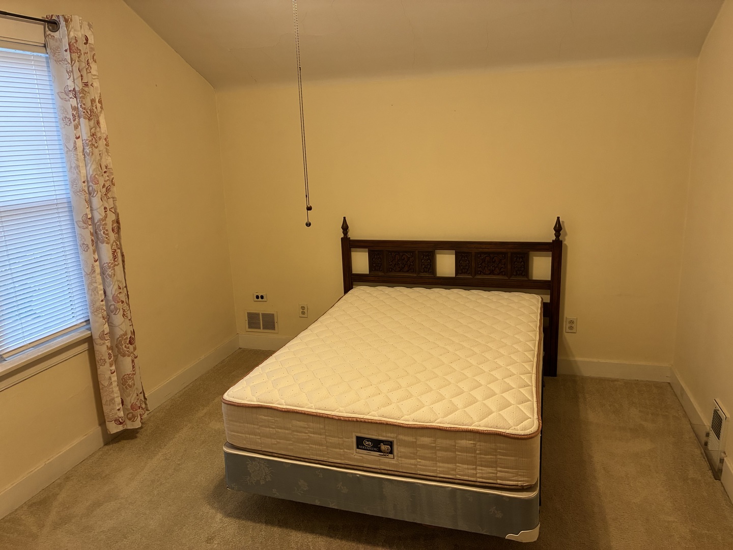 5452 West Warwick Avenue Chicago IL 60641