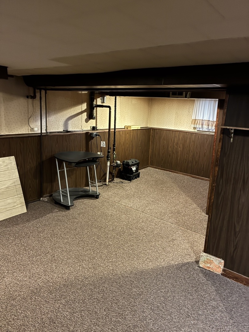 5452 West Warwick Avenue Chicago IL 60641