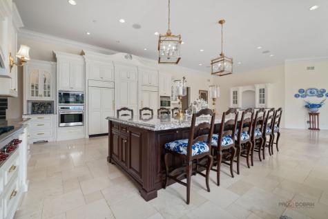 93 Hawley Woods Road Barrington IL 60010