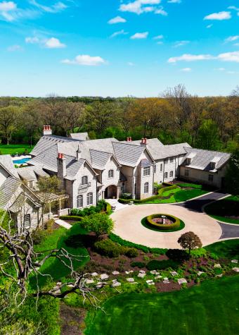 93 Hawley Woods Road Barrington IL 60010