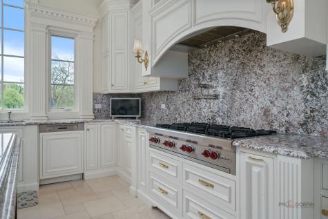 93 Hawley Woods Road Barrington IL 60010