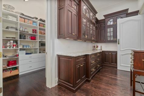 93 Hawley Woods Road Barrington IL 60010