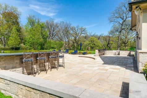 93 Hawley Woods Road Barrington IL 60010