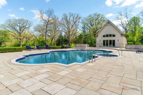93 Hawley Woods Road Barrington IL 60010