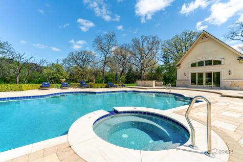 93 Hawley Woods Road Barrington IL 60010