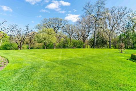 93 Hawley Woods Road Barrington IL 60010