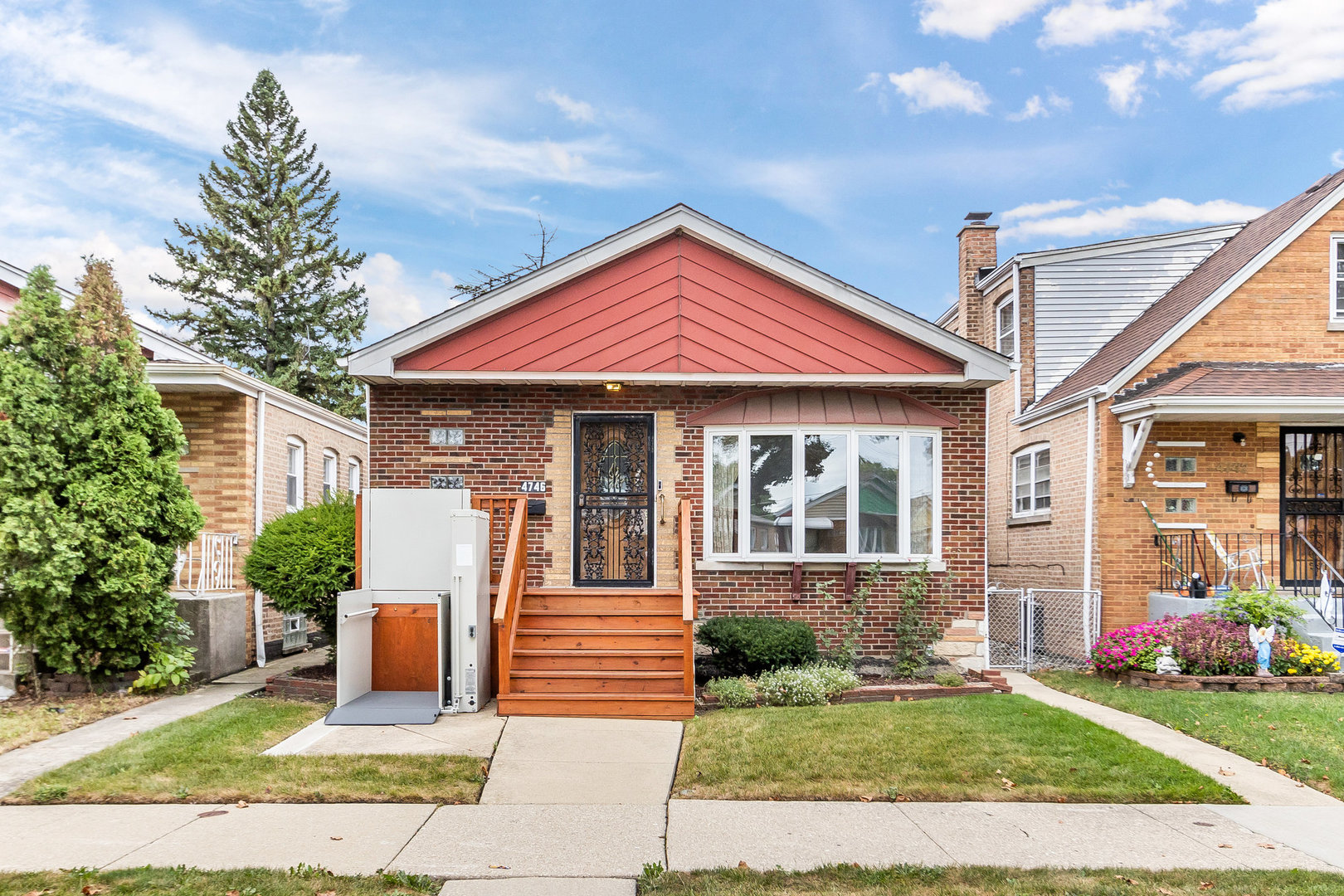 4746 South Leamington Avenue Chicago IL 60638