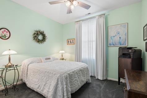 217 Sussex Court North Aurora IL 60542